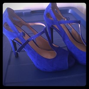 Guess Royal Blue Heels 7.5